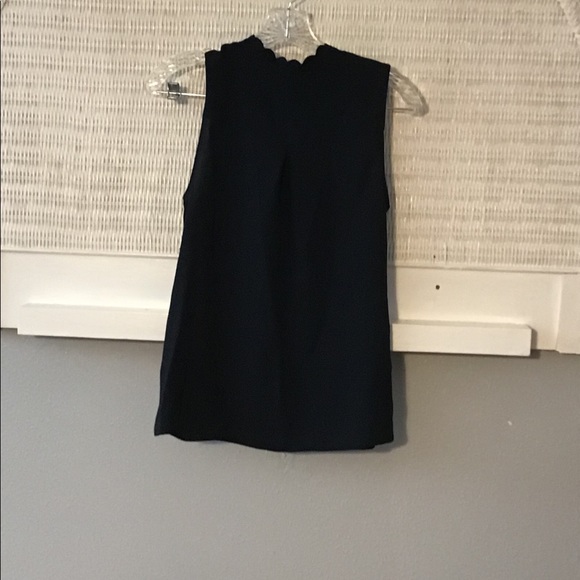 H&M Scalloped Trimmed Blouse (NWT) - Picture 10 of 12